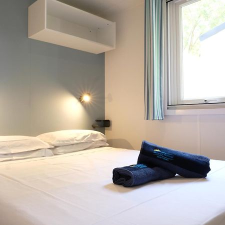 Happy Camp Mobile Homes In Camping Village La Masseria Gallipoli Exterior photo