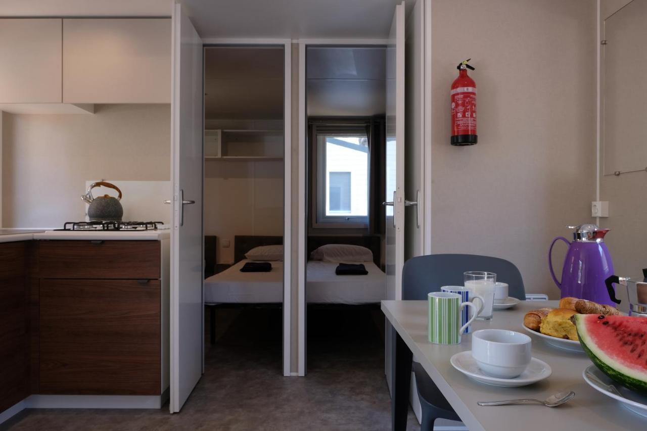 Happy Camp Mobile Homes In Camping Village La Masseria Gallipoli Exterior photo