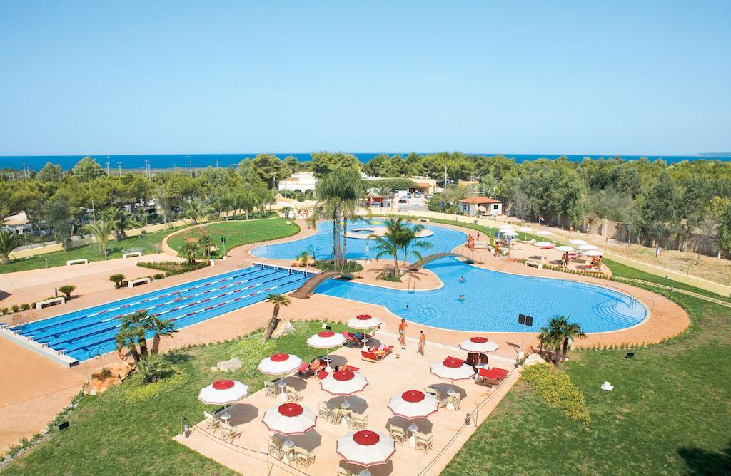 Happy Camp Mobile Homes In Camping Village La Masseria Gallipoli Exterior photo