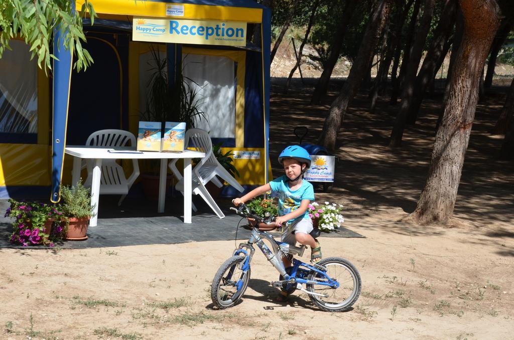 Happy Camp Mobile Homes In Camping Village La Masseria Gallipoli Exterior photo