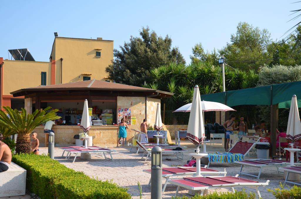 Happy Camp Mobile Homes In Camping Village La Masseria Gallipoli Exterior photo